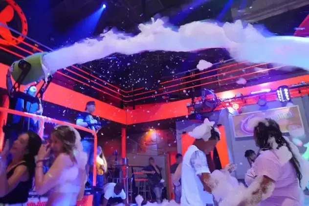 SCHIUMA PARTY