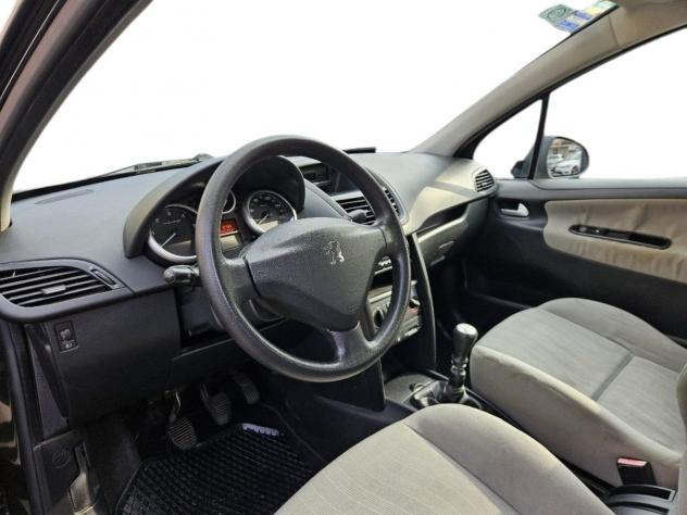 Peugeot 207 1.4 HDi 70CV 3p. ONE Line - Foto 6