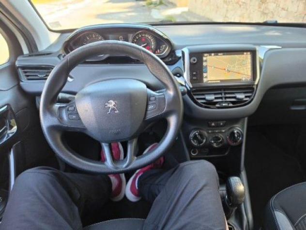 PEUGEOT 208 1.4 8V HDi 68CV 5p. Business rif. 23831051 - Foto 8
