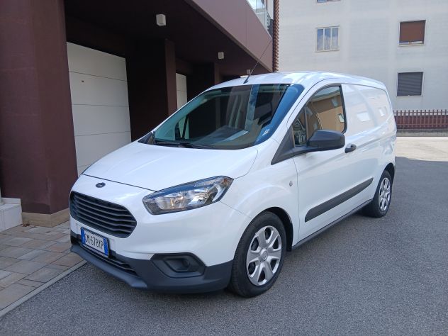 Ford Transit 1.5 Tdci 75 cv autocarro 2 posti
