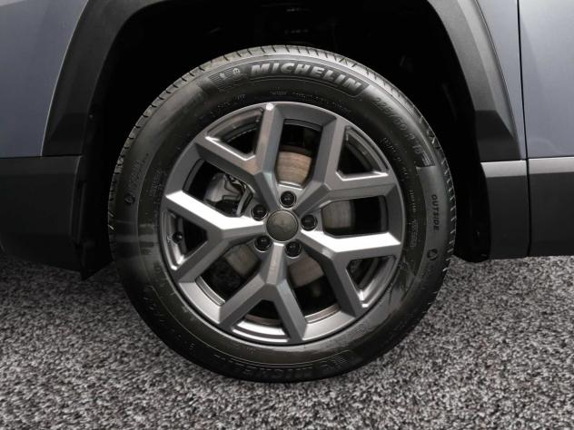Jeep Compass E-Hybrid 1.2 Turbo MHEV 106kW Summit DCT - Foto 6