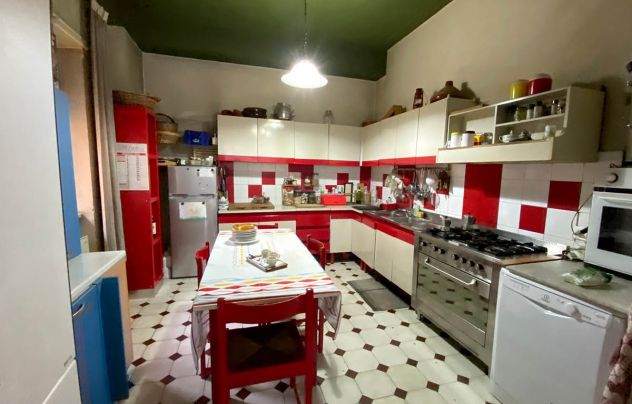 Appartamento in bifamiliare, libero su 4 lati posto - Foto 6