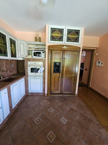 Cucina Marchi in legno massello con elettrodomestici inclusi, escluso frigo - Foto 3