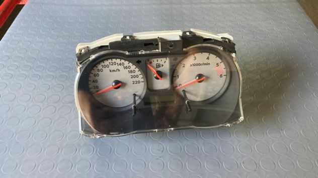 Quadro strumenti Nissan Note 1.5 DCI del 2008 (9U55C)