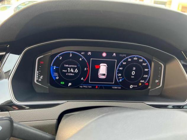 VOLKSWAGEN Passat Alltrack 2.0 TDI 190 CV 4MOTION DSG BMT rif. 23741021 - Foto 10