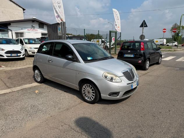 Lancia Ypsilon 1.3 MJT 75 CV Platinum - Foto 4