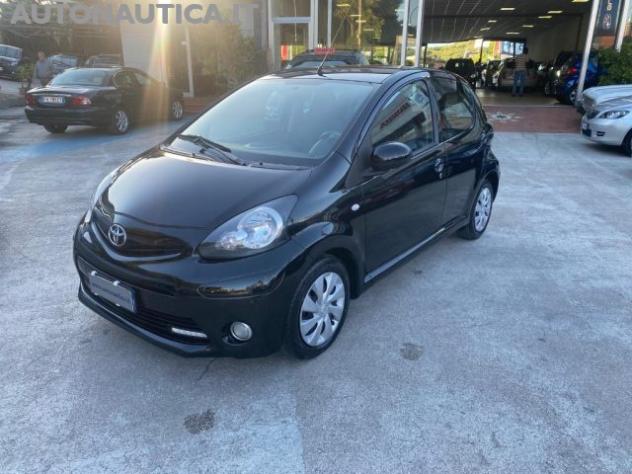 TOYOTA Aygo 1.0 12V VVT-i 5 porte ACTIVE CONNECT 68cv rif. 24134257