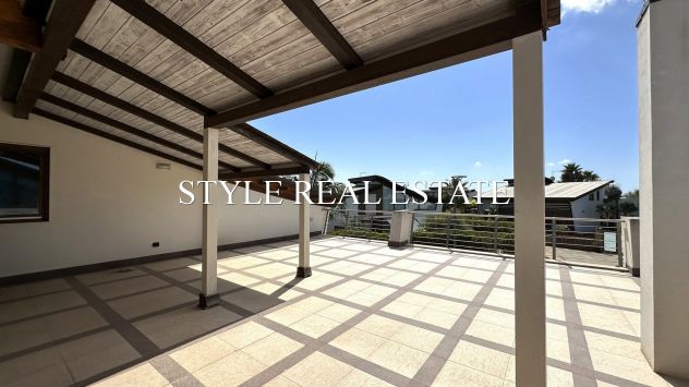 SIRACUSA ZONA EPIPOLI ELEGANTE VILLA INDIPENDENTE CON GIARDINO - Foto 10