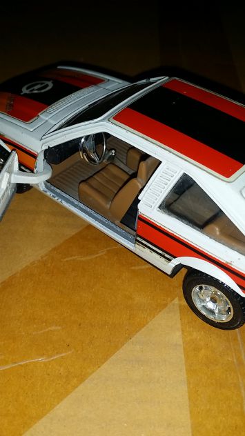 opel monza coupe mebetoys mattel scala 1:25 - Foto 5