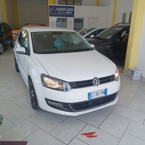 POLO 1.4 TDI BENZINA E GPL PER NEOPATENTATI