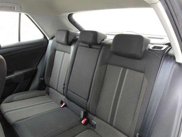Volkswagen T-Roc 2.0 TDI SCR 150 CV DSG Business BlueMotion Technology - Foto 9