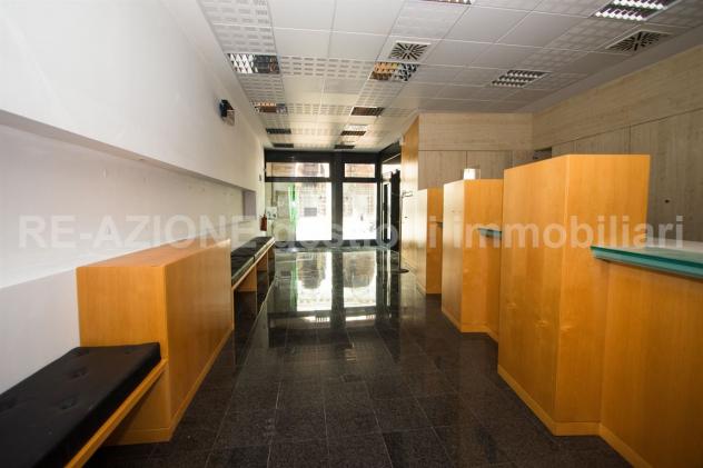 THIENE: affitto NEGOZIO in Corso Garibaldi - Foto 2
