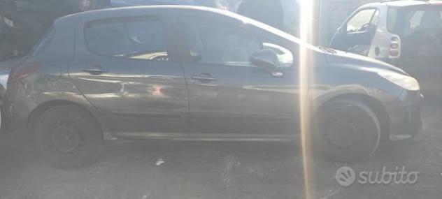Ricambi Peugeot 308 1.6 D del 2010 - Foto 2