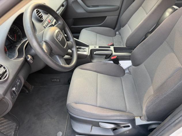 Audi A3 Sportback 1.6 Ambition CAMBIO AUTOMATICO IDONEA NEOPATENTATI - Foto 5
