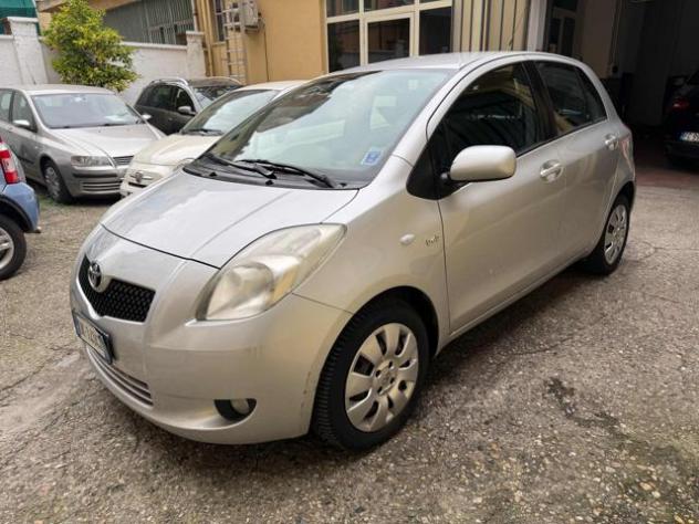 TOYOTA Yaris 1.4 D-4D 5 porte Sol rif. 22951960 - Foto 3