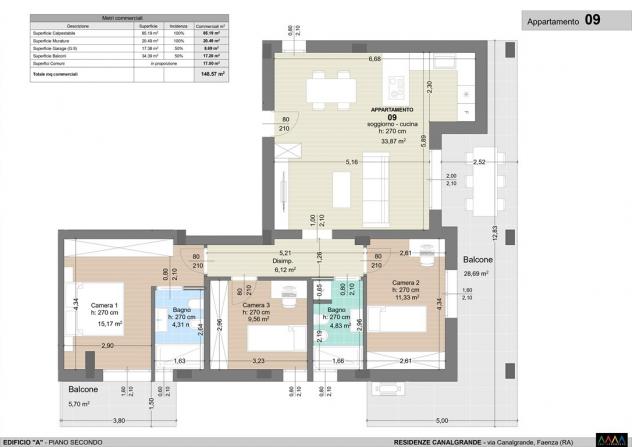 Attico con tre camere, due bagni e balcone di 28 mq - Foto 14