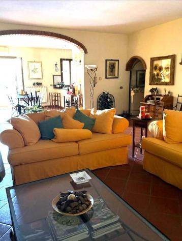 VILLINO di 7 vani e di 220 mq (POGGIO A CAIANO) rif. L1348_3 - Foto 7