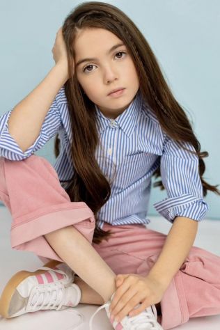 Bambini e Ragazzi da 1anno fino a 16 anni anche stranieri simpatici e disinvolti