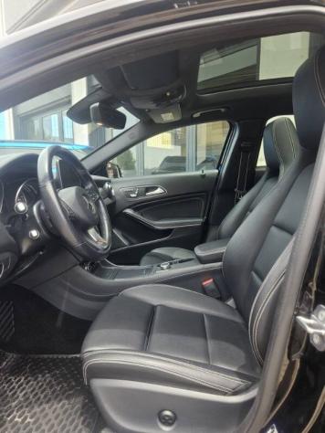 Mercedes Classe GLA 200 d Premium 4matic auto - Foto 7