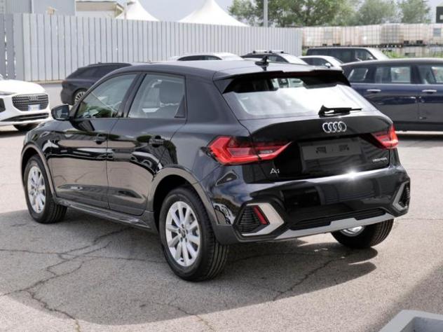 AUDI A1 Allstreet 1.0 (30) Tfsi 110cv s-tronic Business rif. 23637147 - Foto 3