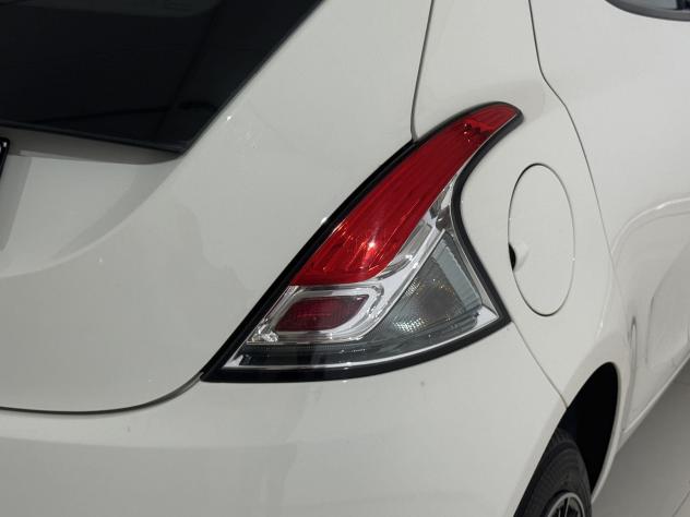 Lancia Ypsilon 0.9 TwinAir 70cv metano Ecochic GOLD - Foto 9