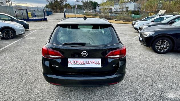 Opel Astra SW 1.6 CDTi 110CV 6m NAVI 2018 - Foto 5