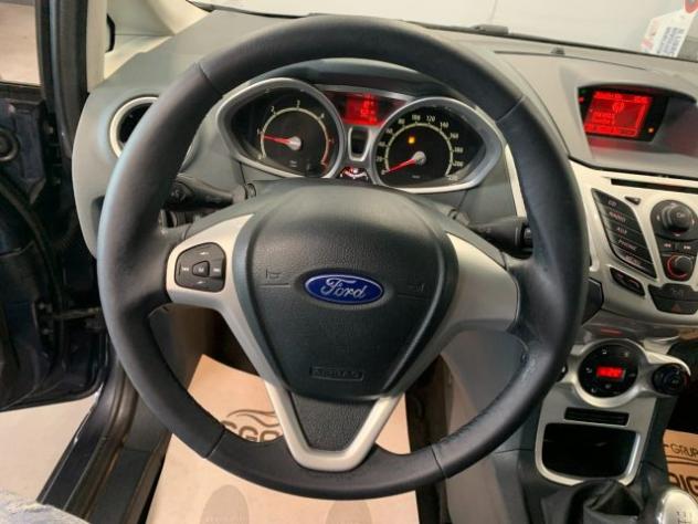 FORD Fiesta 1.4 Diesel 5 Porte Titanium rif. 23824837 - Foto 8