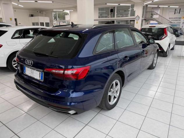 AUDI A4 Avant 30 TDI/136 CV S tronic Business rif. 23794314 - Foto 4