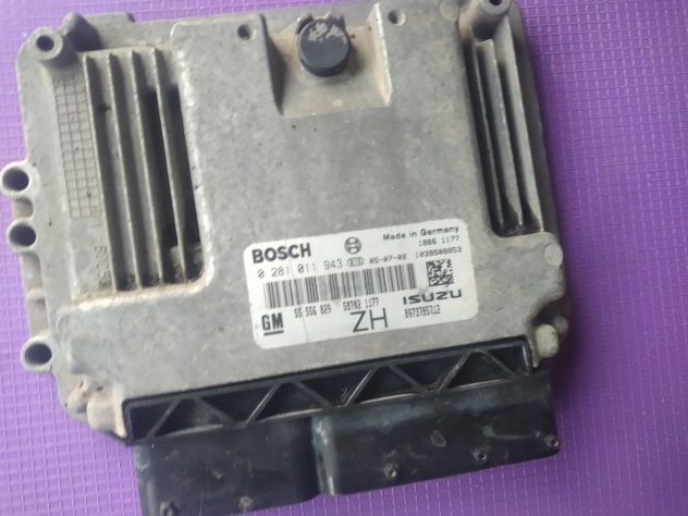 Centralina ECU 55556829 0281011943 OPEL ASTRA H 1.7 CDTI OPEL ASTRA H 1.7 CDTI - Foto 2