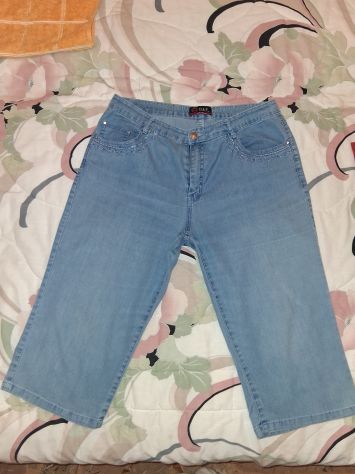 Pantaloni Jeans elasticizzati leggeri Capri / Pinocchietti Cotone Taglia Comoda