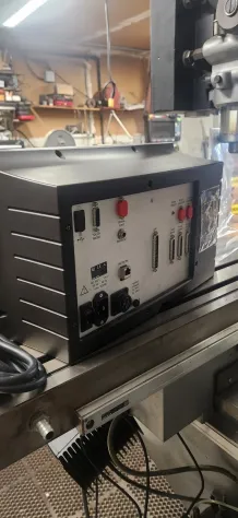 Fresatrice cnc consolle a 3 assi