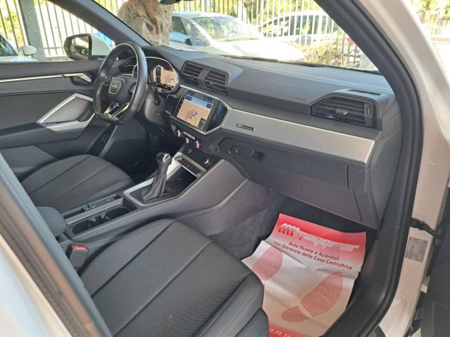 Audi Q3 35 TDI S tronic Business Advanced - Foto 7