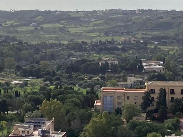 Panoramico appartamento,tripla esposizione,doppio ingresso Viale e Giovanni XXIII - Foto 7