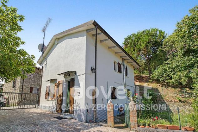 Casa indipendente di 199 m² con più di 5 locali in vendita a Monzuno