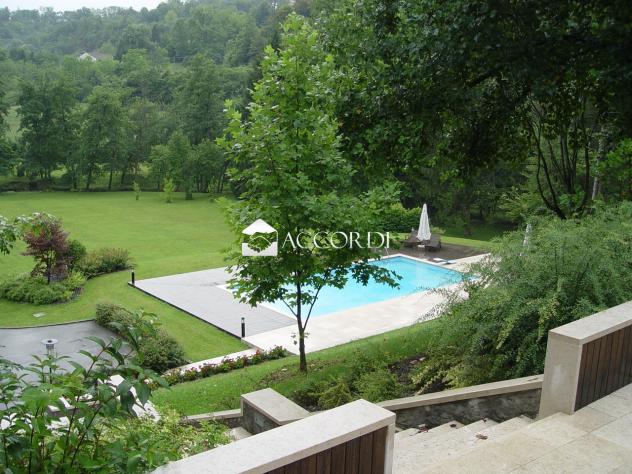 VILLA di 8 vani e di 755 mq (SAN PIETRO DI FELETTO) rif. MM101_5