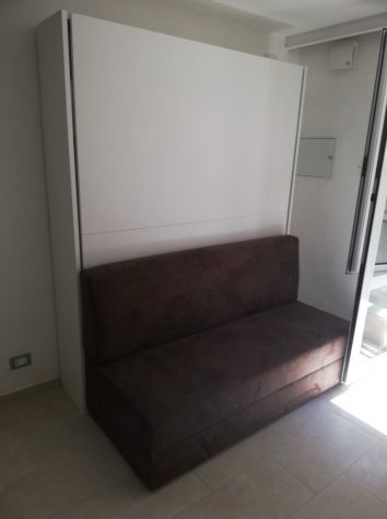 Letto a scomparsa 178x214 + Divano + Materasso