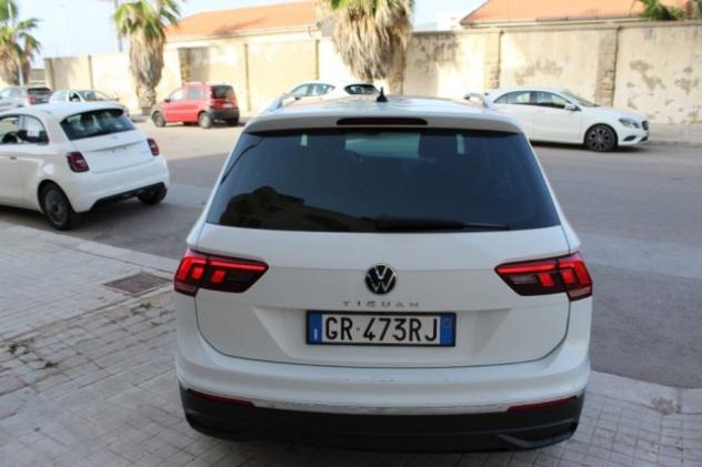 VOLKSWAGEN Tiguan 2.0 TDI 150 CV SCR DSG rif. 23957361 - Foto 6