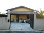 villa a pochi passi dal mare
