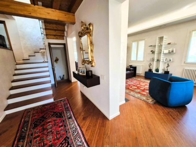 Villa di 268 m² con più di 5 locali e box auto doppio in vendita a Mirano - Foto 5