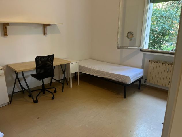 SOLO STUDENTI o giovani lavoratori affittasi posto letto in doppia - Foto 2