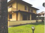 Villa in affitto a Forte dei Marmi 250 mq  Rif: 1198674