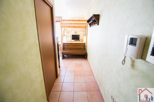 APPARTAMENTO MONO LOCALE ARREDATO - Foto 12