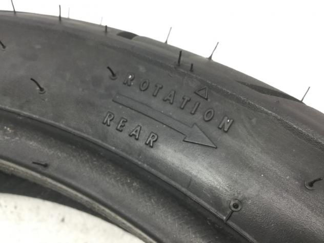 PNEUMATICO CONTINENTAL CONTIGO! 130/70 18 63H DOT 1523 - Foto 6
