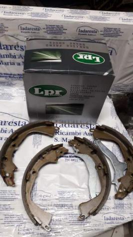 Kit ganasce posteriori vw amarok 2.0 tdi 2h0698525 - Foto 3