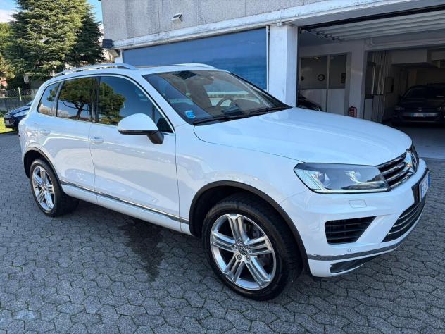 Volkswagen Touareg 3.0 TDI 204 CV tiptronic R-LINE*EURO6*FULL - Foto 3