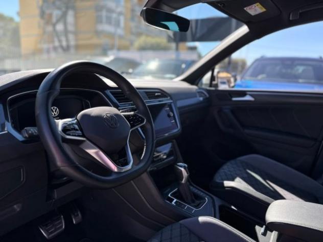 VOLKSWAGEN Tiguan 2.0 TDI 150 CV SCR DSG R-Line rif. 24190705 - Foto 10