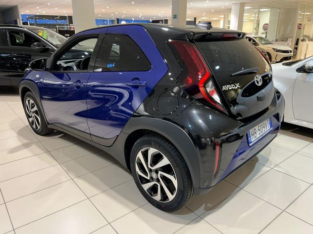 Toyota Aygo X 1.0B (72 CV) Trend S-CVT - Foto 7
