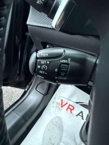 Peugeot 208 1.2 hybrid Allure 110cv e-dcs 6 - Foto 10