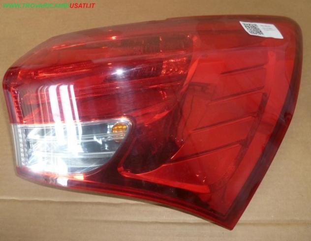 Fanale est. post. dx.  Parti elettriche  Fanaleria  Fanali  Fanale est. post. d HYUNDAI - Ix 20 - 01-04-2015