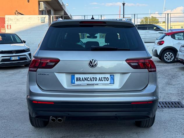Volkswagen Tiguan 1.6 TDI SCR Urban BlueMotion Technology - Foto 7